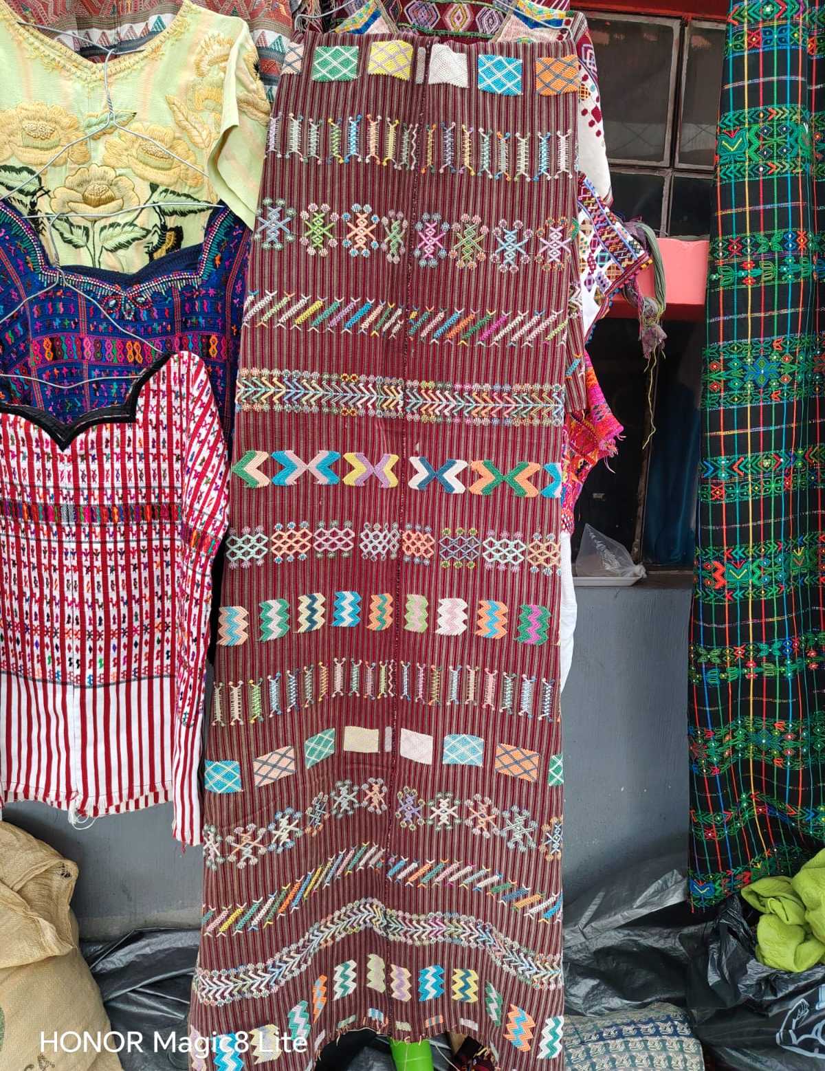 Burgundy Colotenango corte #6-65