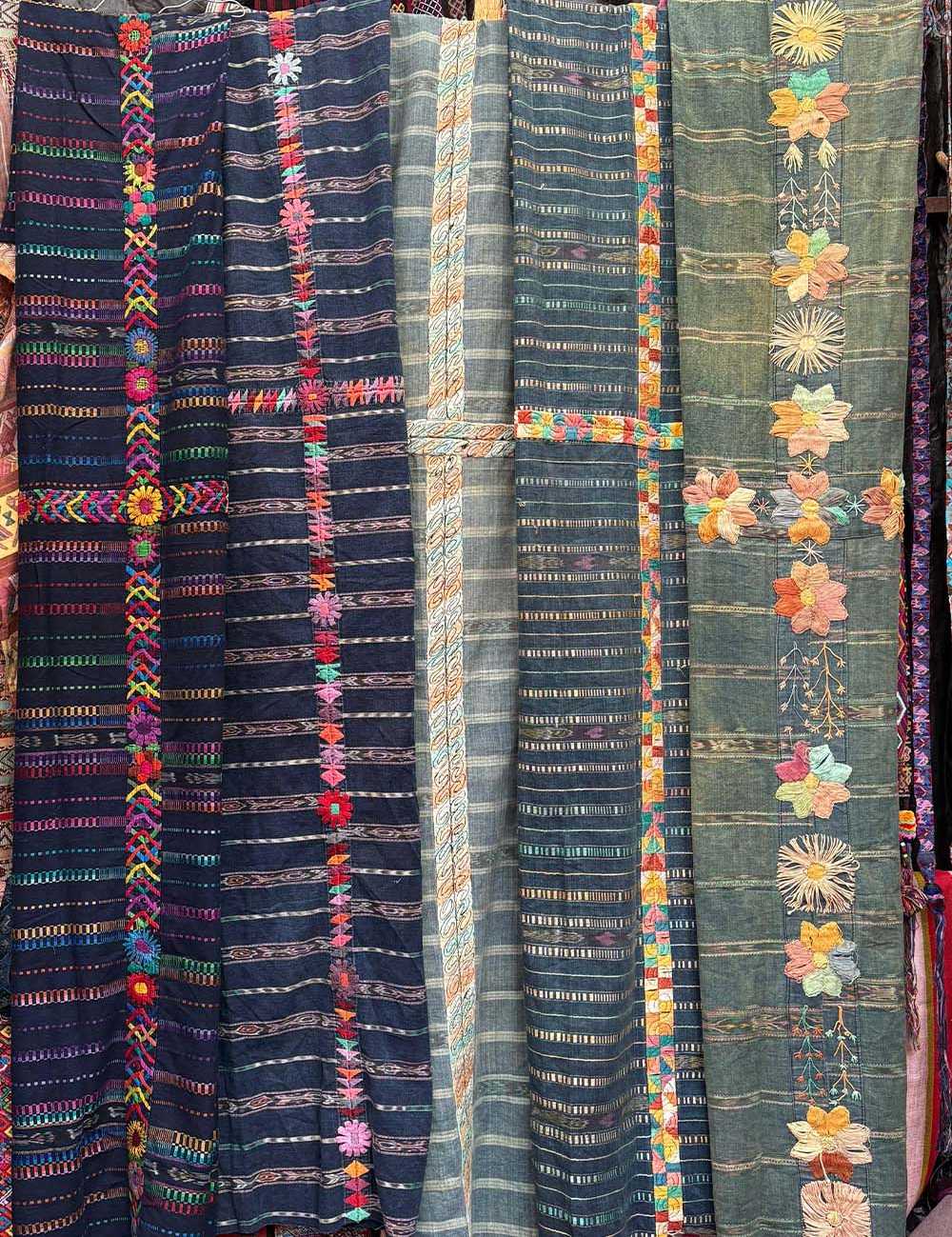 Blue and orange Chichi cortes #1-57