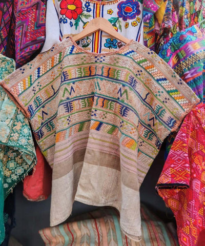 Comalapa huipil in fawn