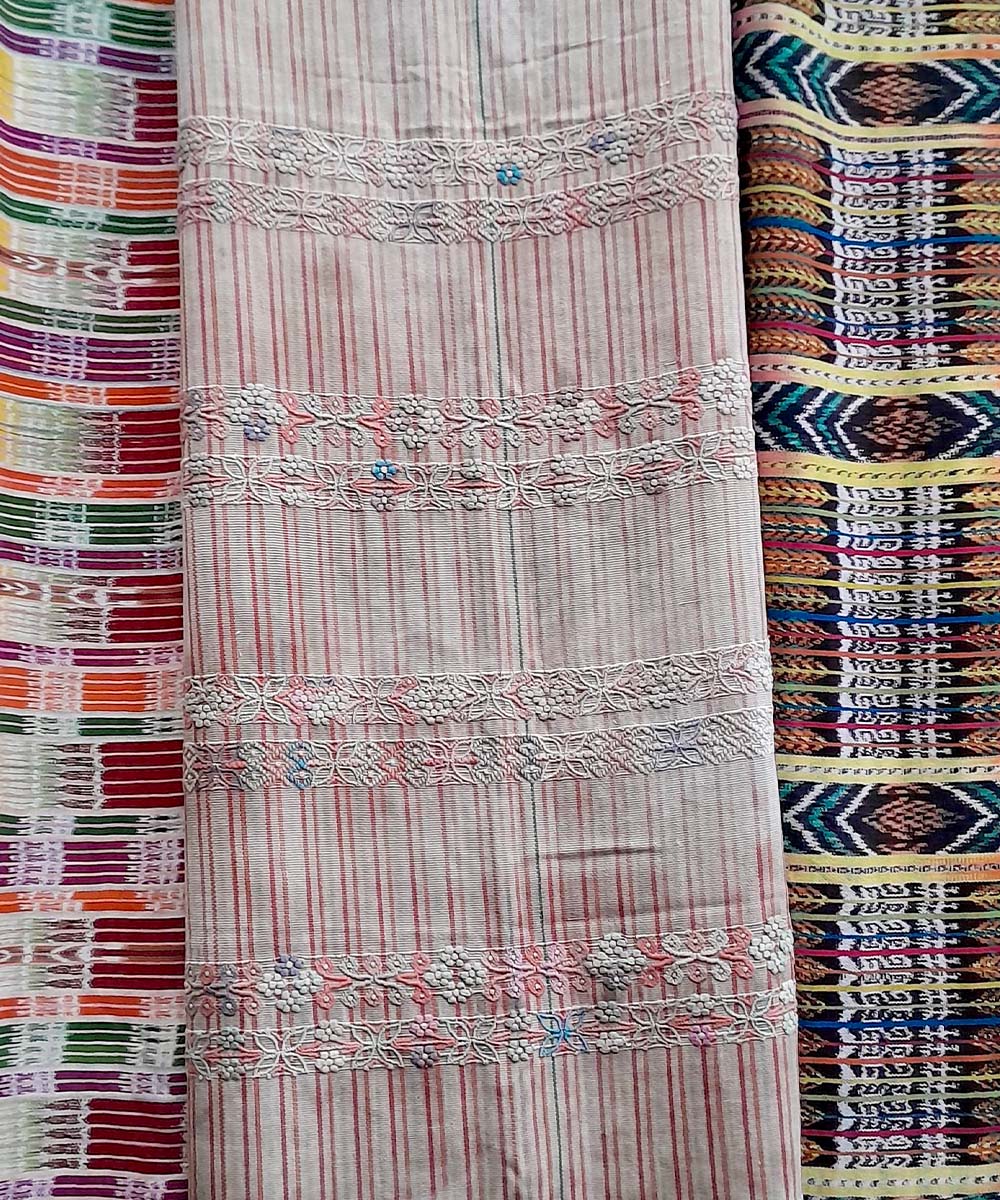 Guatemalan textile - pale Aguacatan corte