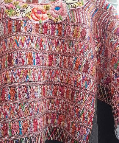 Guatemalan huipil - vintage textile