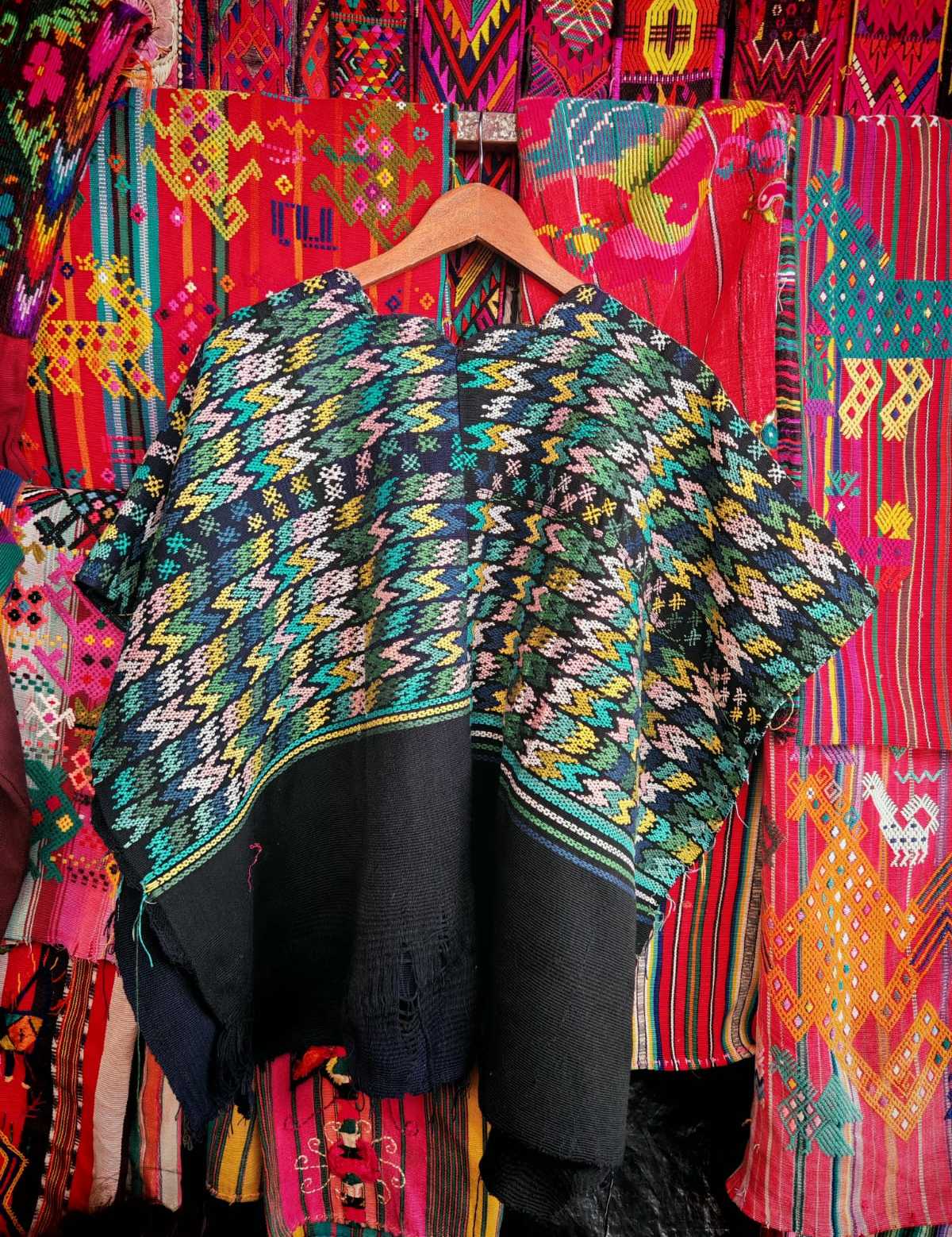 Green Zigzag Comalapa Huipil #6-310