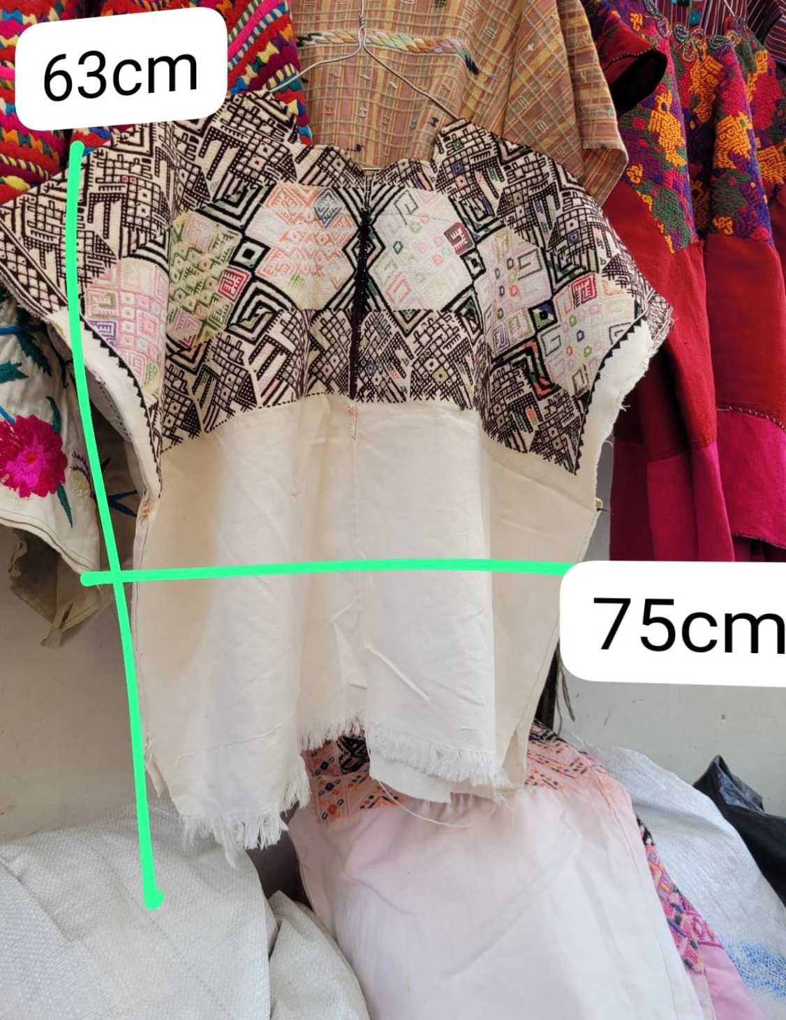 Black and white Nahuala huipil #2-114