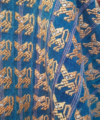 Embroidered Guatemalan huipil | Vintage textile