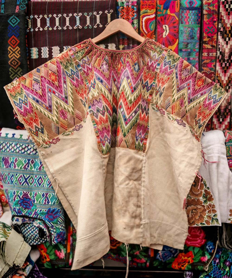 Guatemalan huipil - vintage textile
