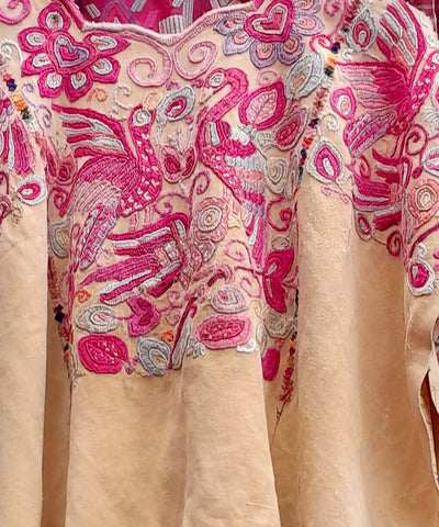 Guatemalan huipil - vintage textile