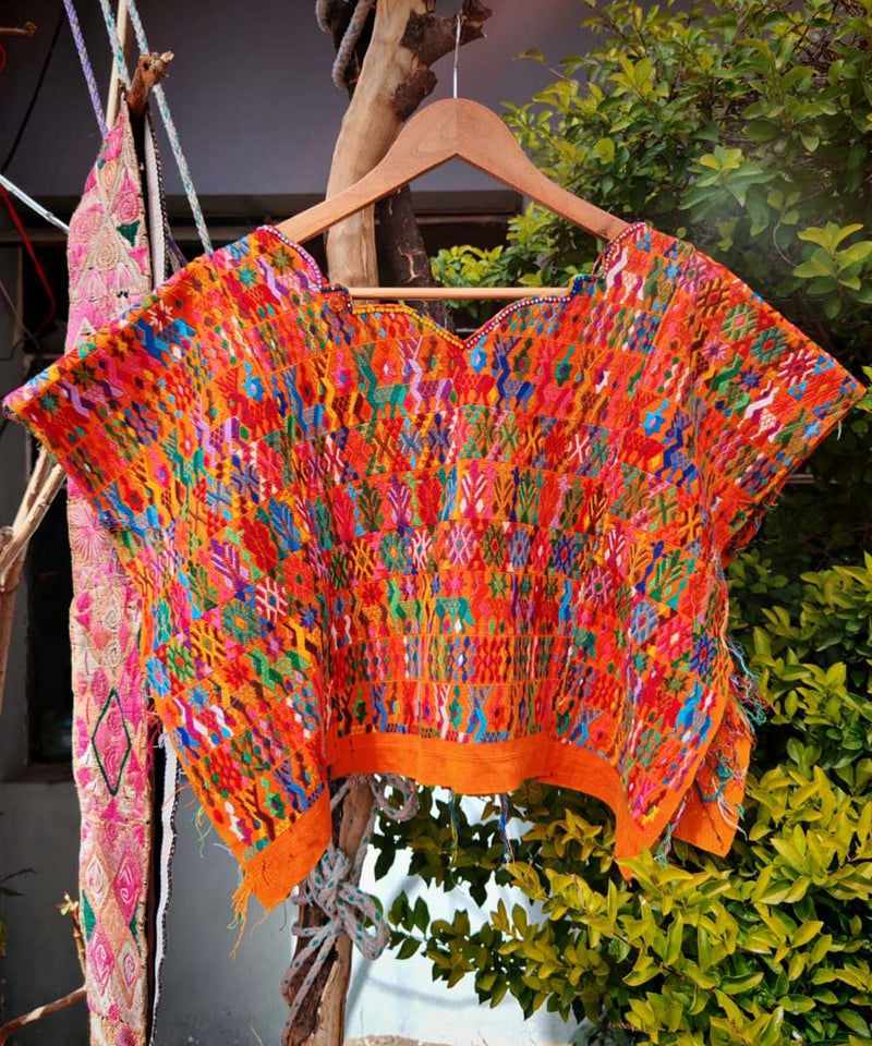 Embroidered Guatemalan huipil - vintage textile