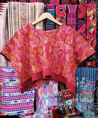 Embroidered Guatemalan huipil - vintage textile