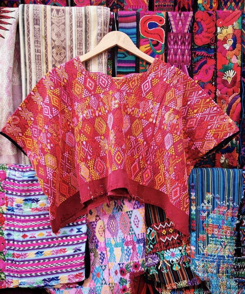 Embroidered Guatemalan huipil - vintage textile