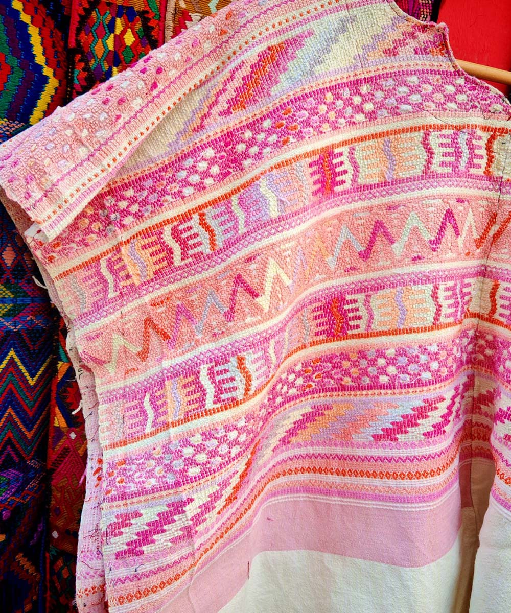 Guatemalan huipil - vintage textile