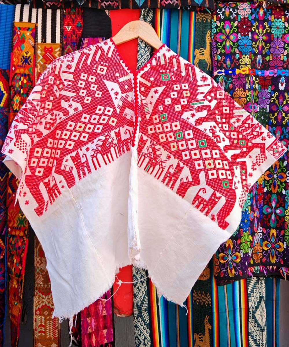 Guatemalan huipil - vintage textile