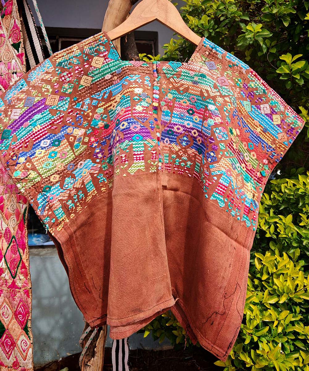 Guatemalan huipil - vintage textile