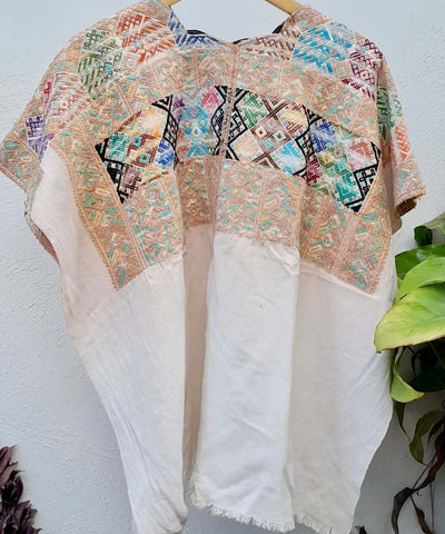 Guatemalan huipil - vintage textile