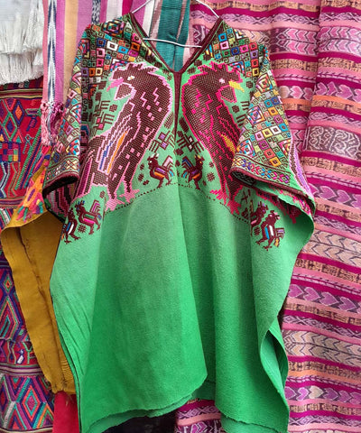 Embroidered Guatemalan huipil - vintage textile