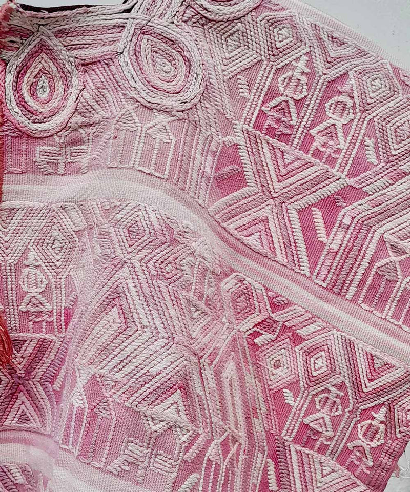 Guatemalan huipil - vintage textiles