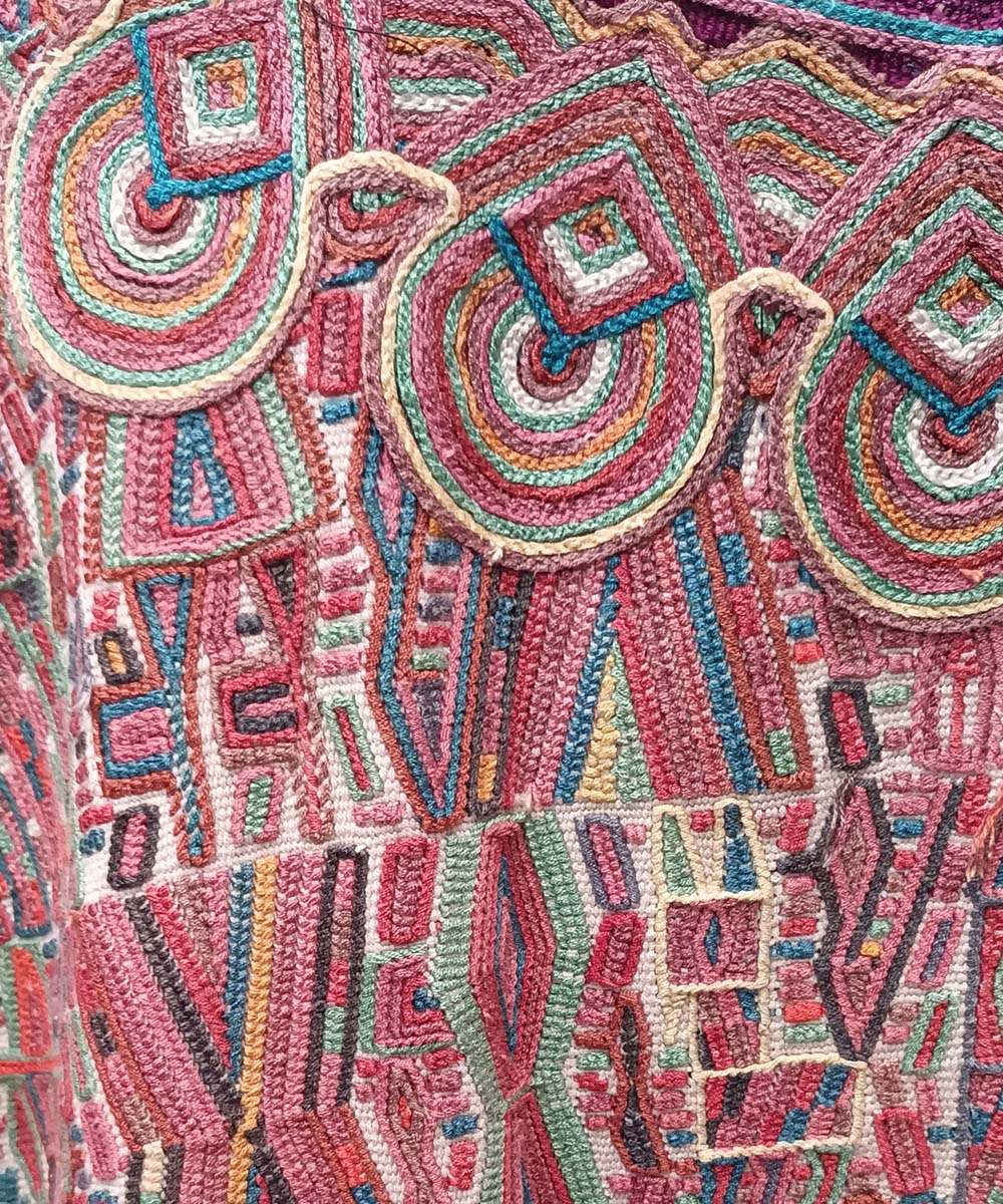 Guatemalan huipil - vintage textile