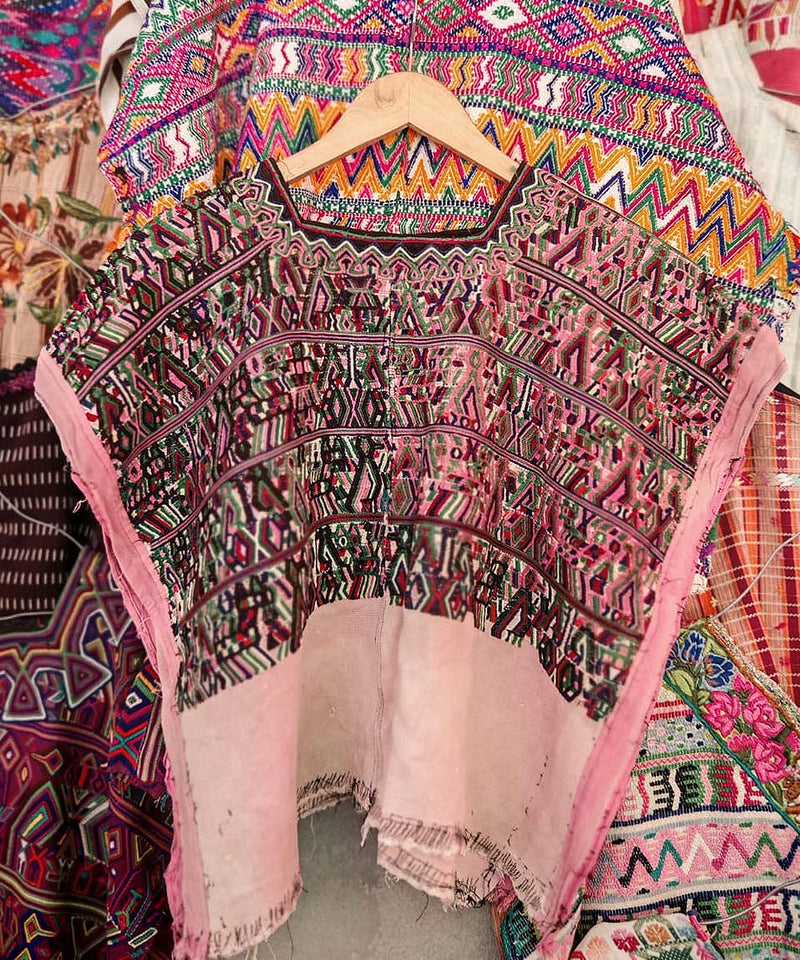 traditional guatemalan fabric
