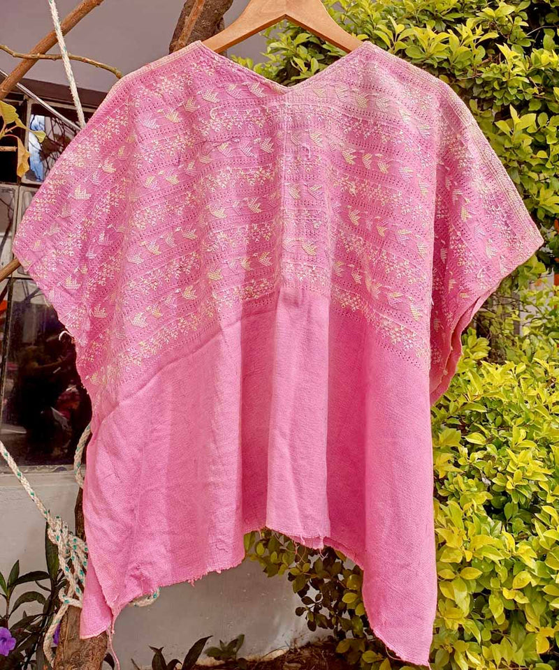 Guatemalan huipil - vintage textiles