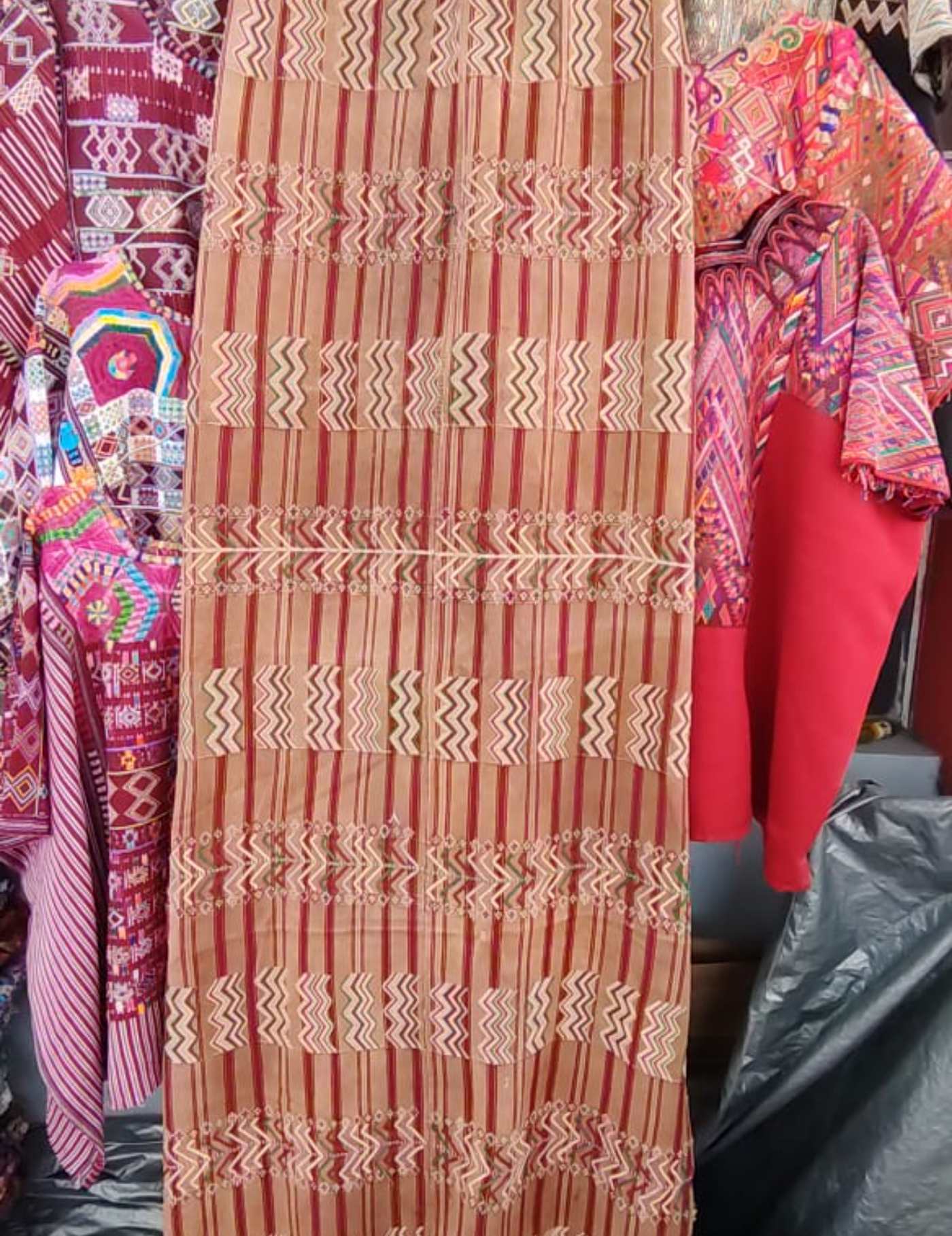 Beige And Red Colotenango Corte #7-396