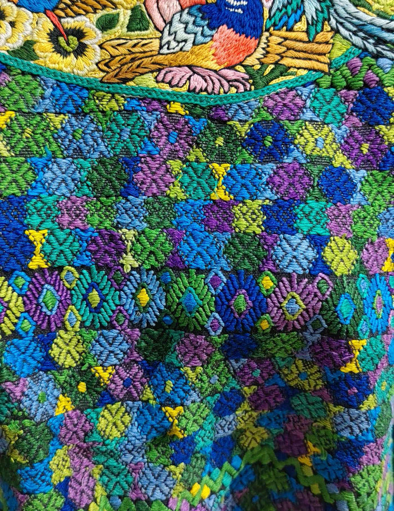 Geometric Cobán Huipil #7-517