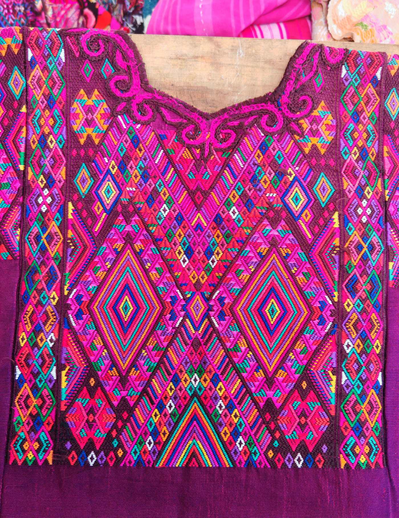 Geometric, purple, Chichicastenango Huipil #7-523
