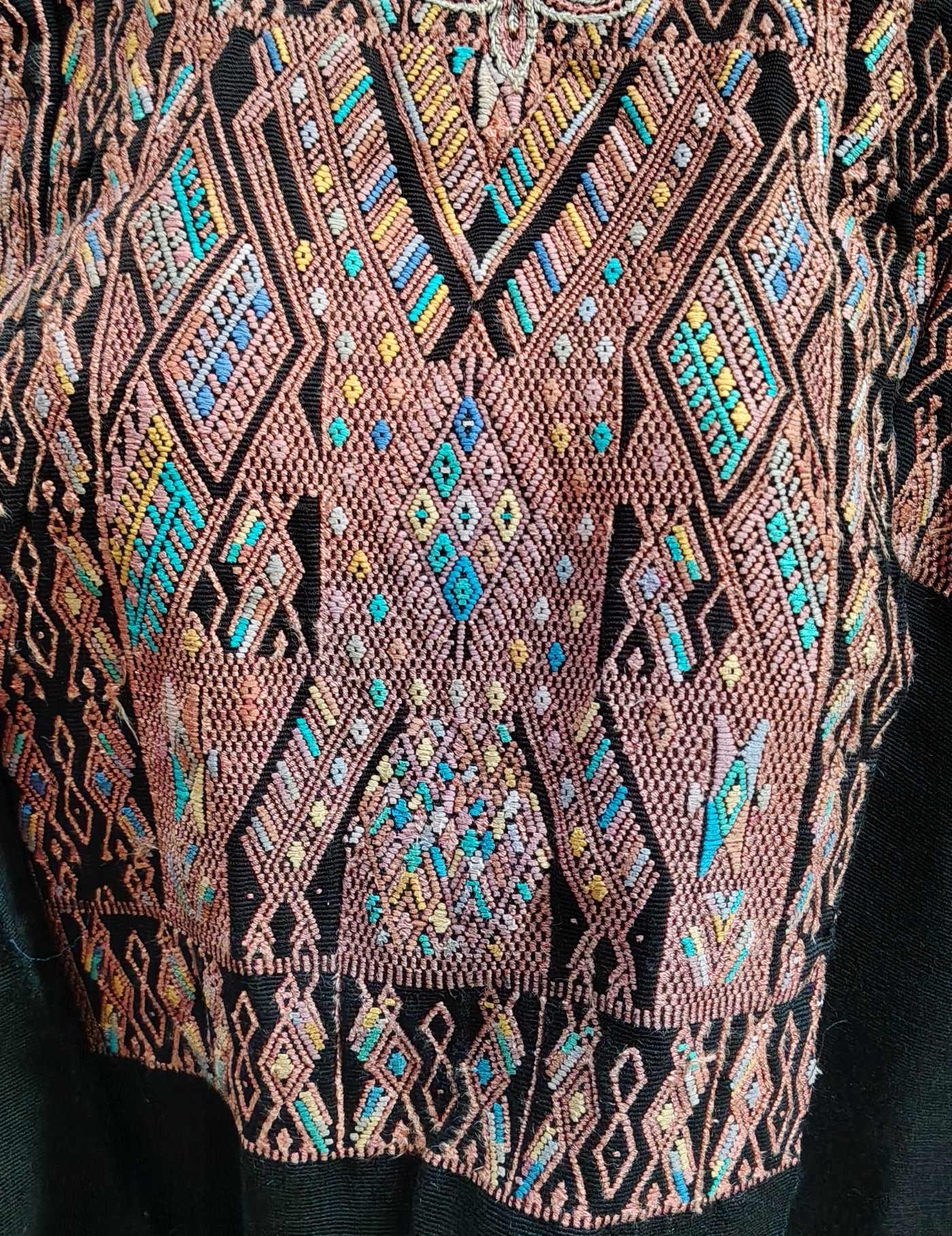Two-headed eagle Chichicastenango Huipil #8-116