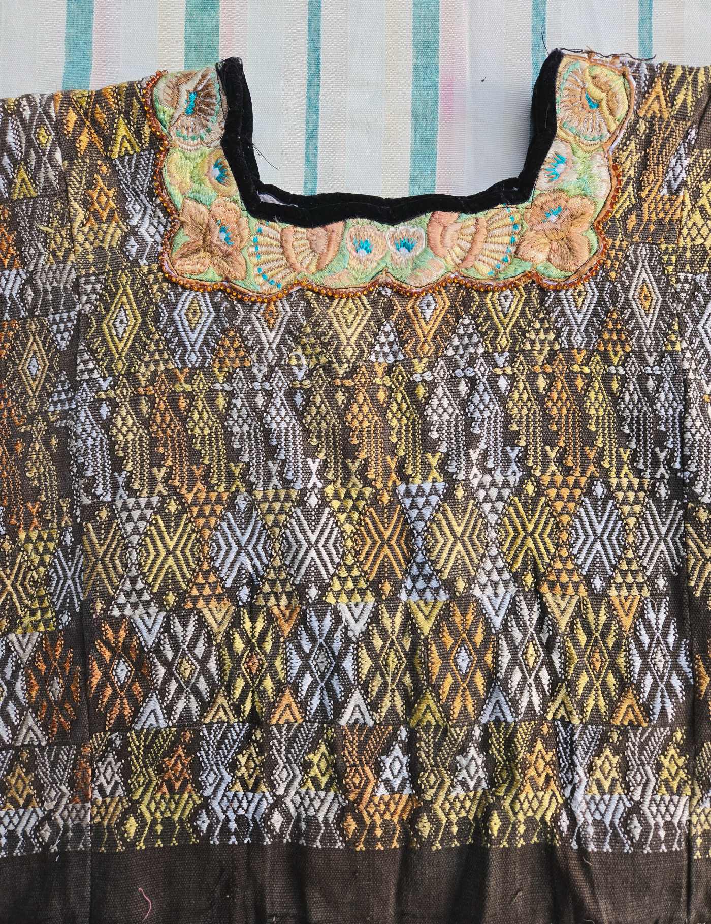 Brown and Grey Cobán Huipil #8-183