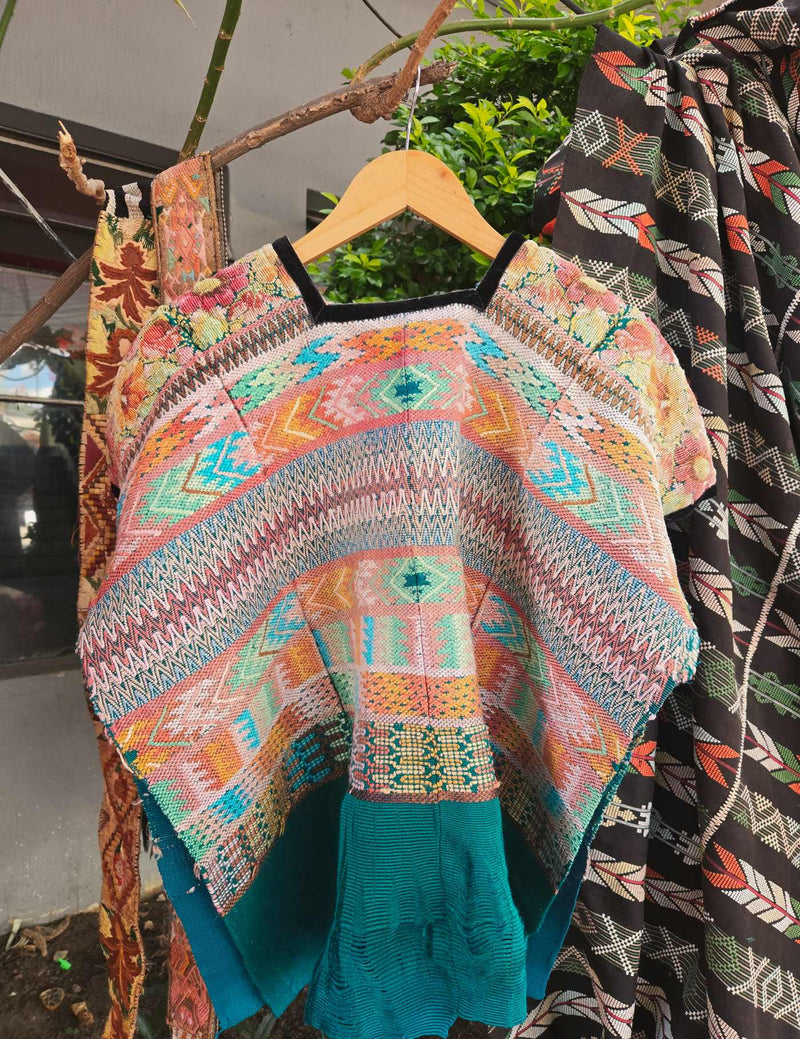Pastel Comalapa Huipil #8-392