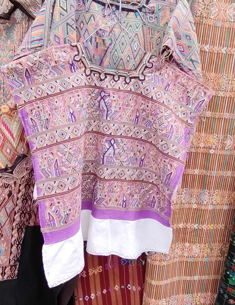 Berry Nebaj Huipil #8-493