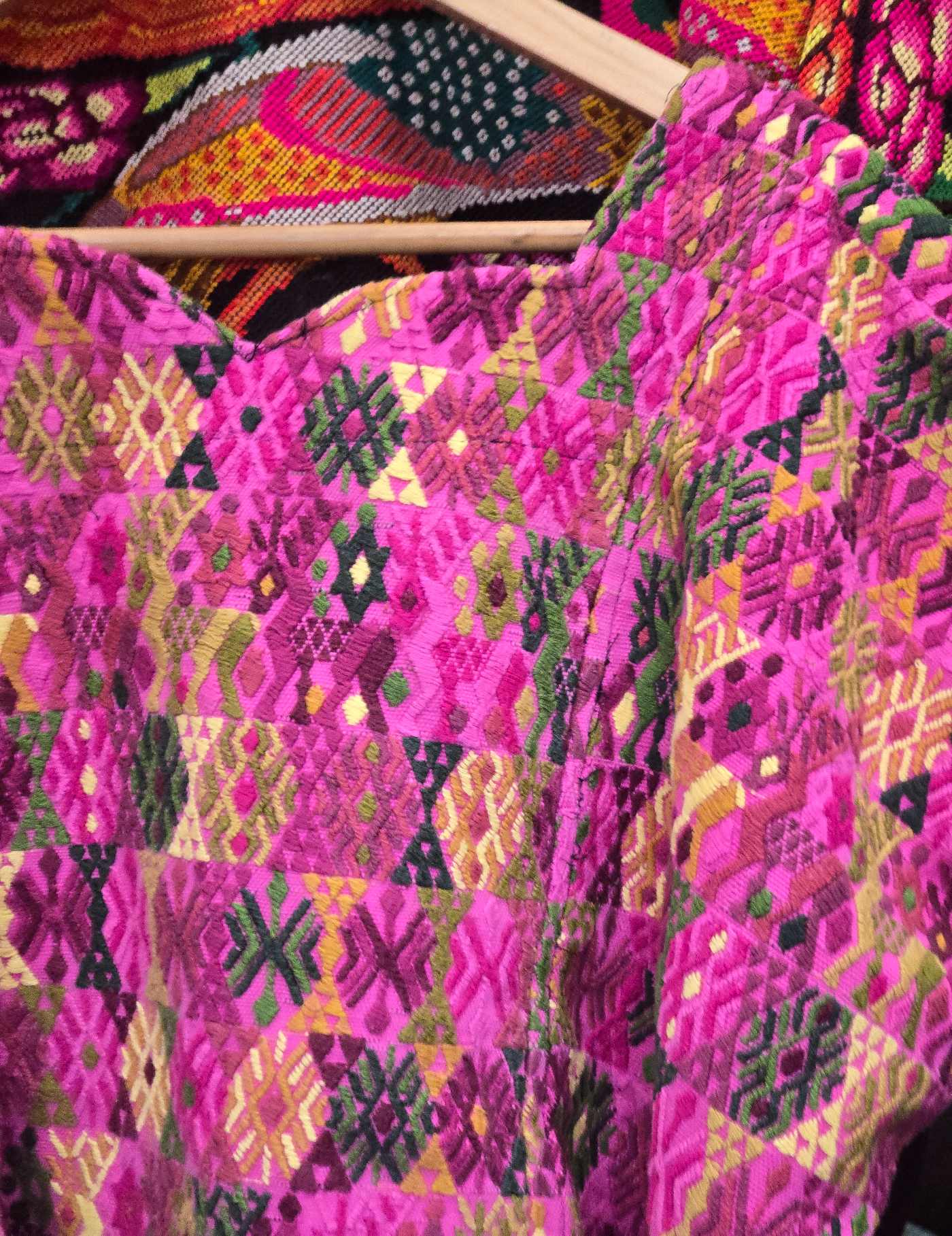 Hot Pink Cobán Huipil #8-519