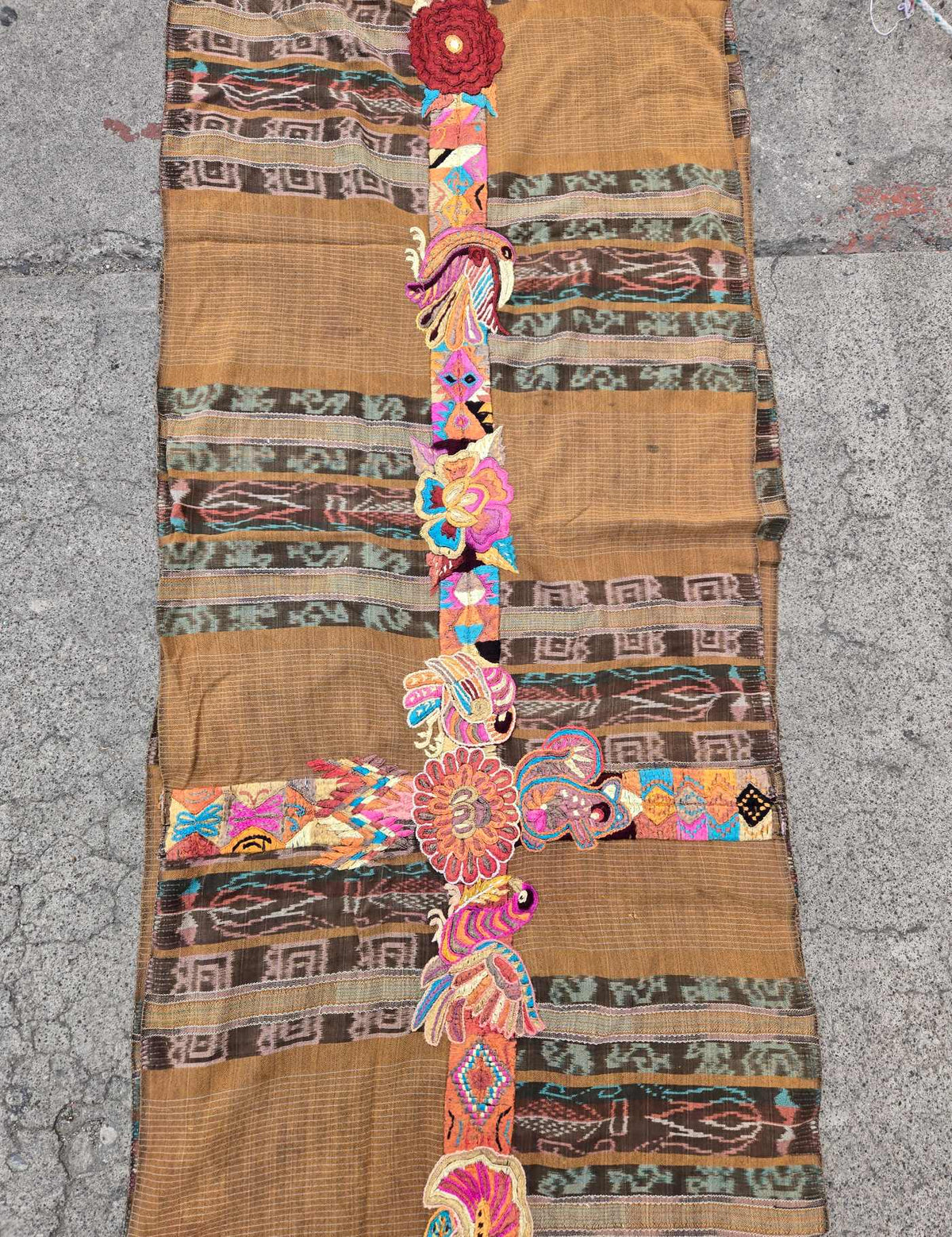 Silk Embroidered Randa Chichicastenango Corte #9-59
