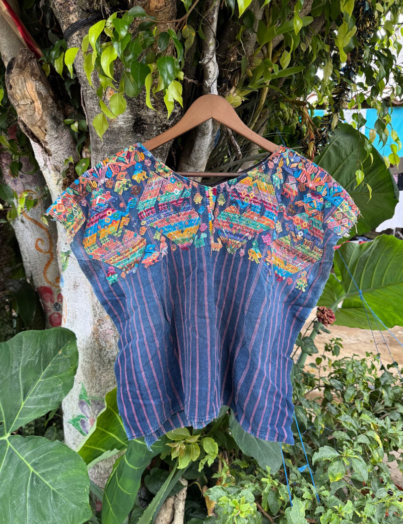 Índigo Brocado Con Colores Multicolor Nahualá Huipil #9-332