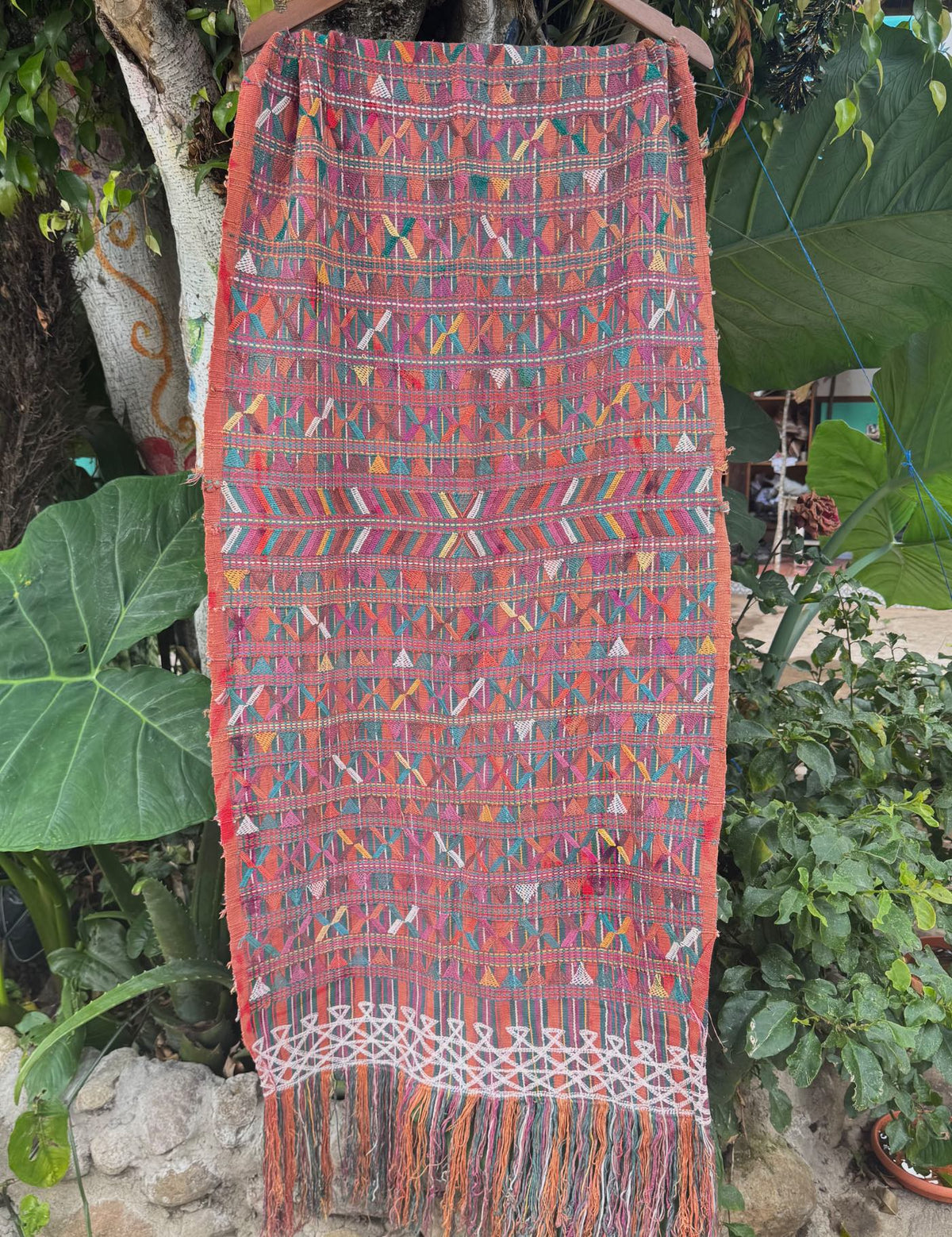 Geometric brocade Nebaj Tzute #9-341