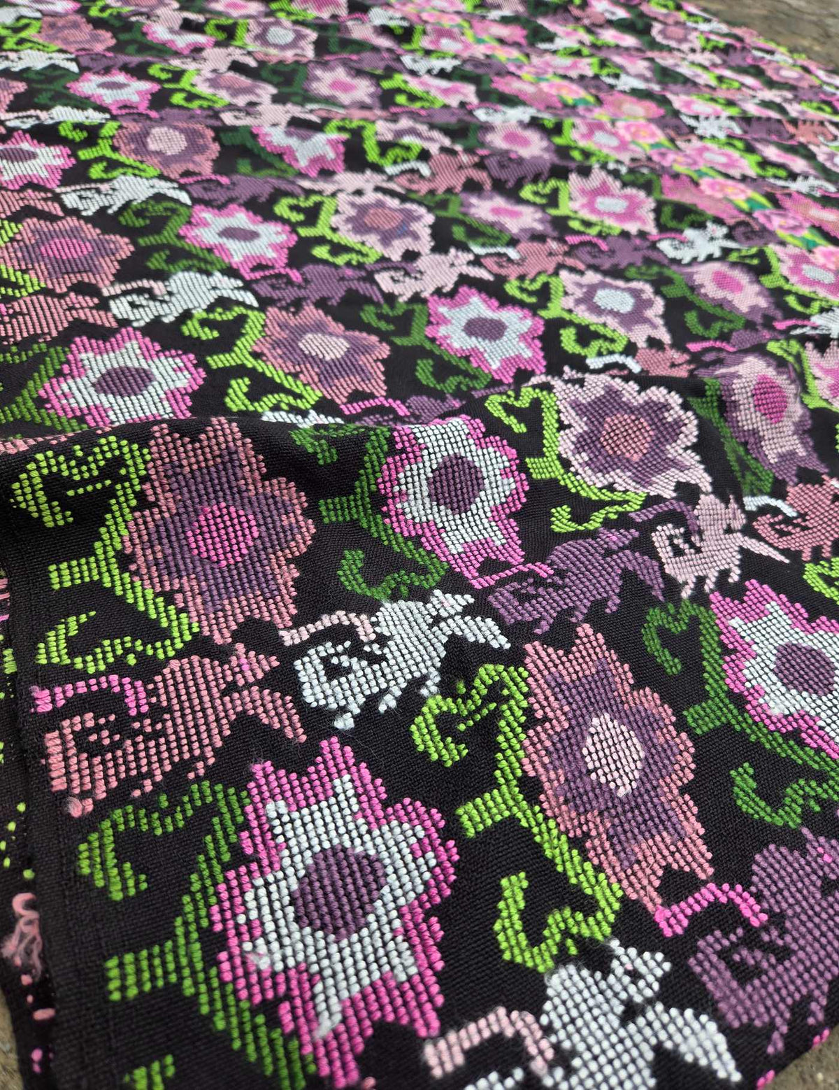 Black and Lilac Zunil Corte #9-449