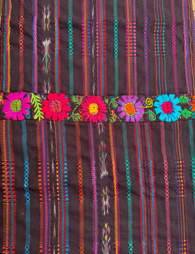 Purple ikat background embroidered with flowers Sololá Corte #10-114