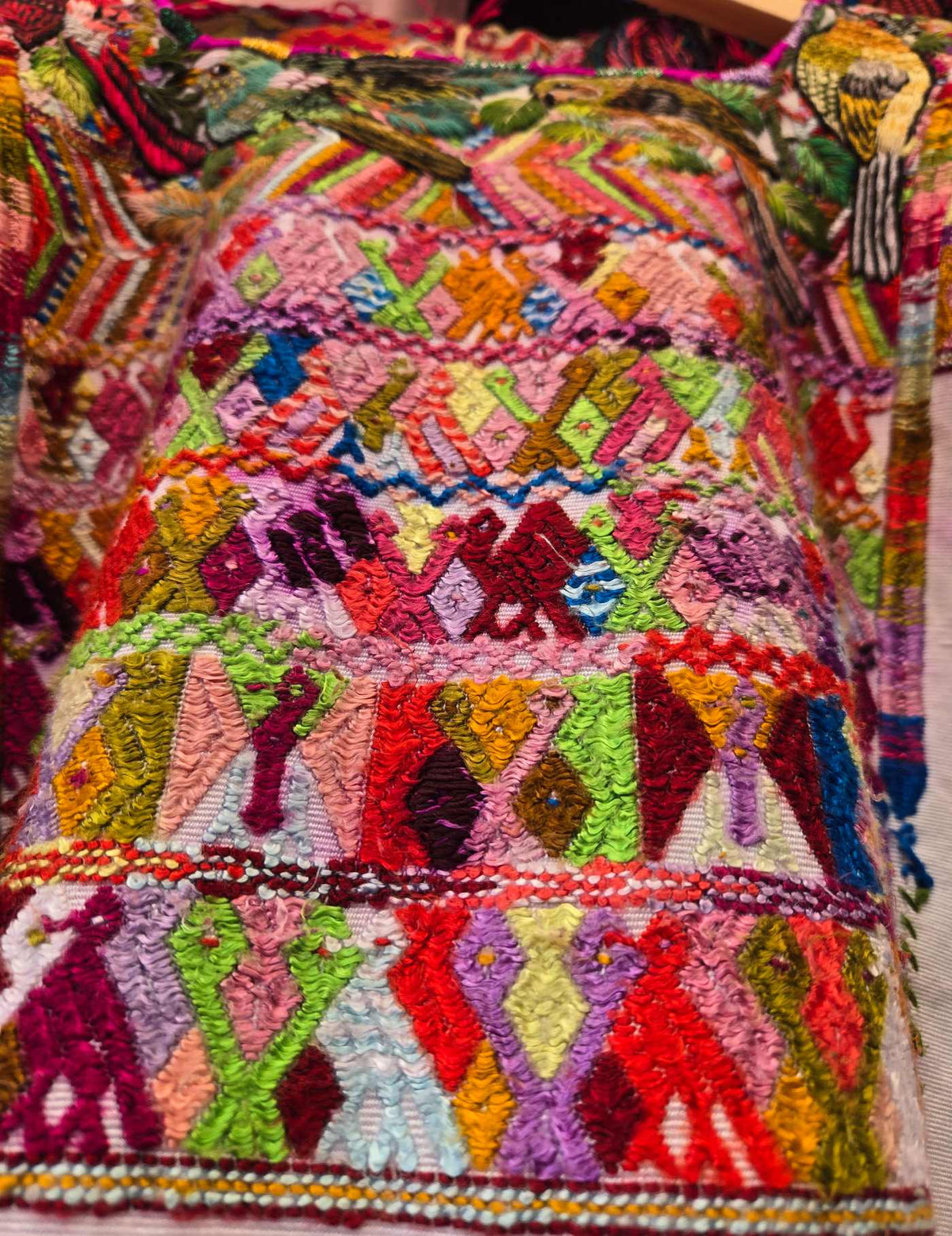 White color, made with pure silk thread with bird embroidery on the collar Chichicastenango Huipil #10-283