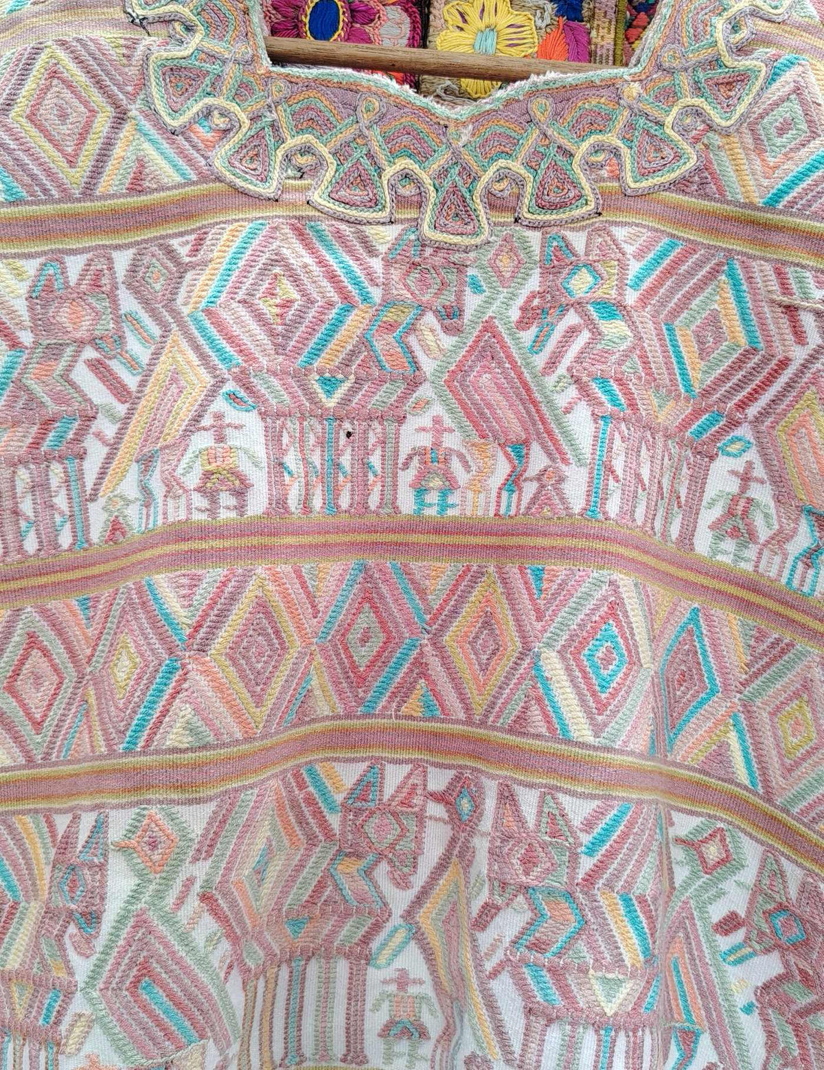 Pastel on White Nebaj Huipil #10-405