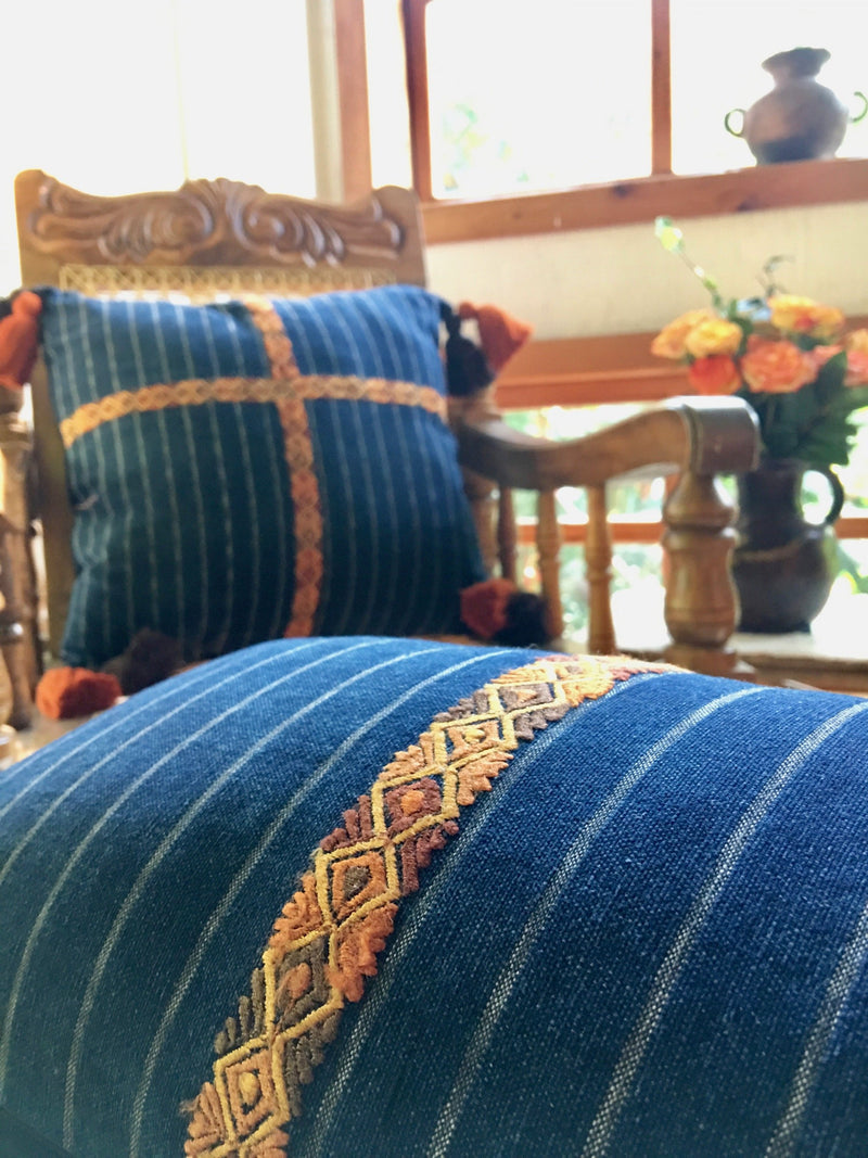 Guatemalan textiles, corte pillow - Lamour Artisans