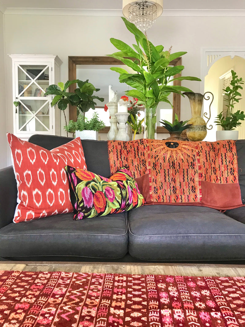 Guatemalan textiles, table cloth - Lamour Artisans