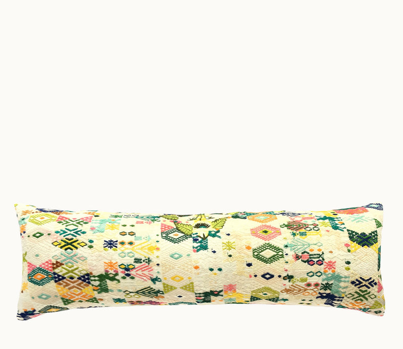 Guatemalan textiles, huipil pillow - Lamour Artisans