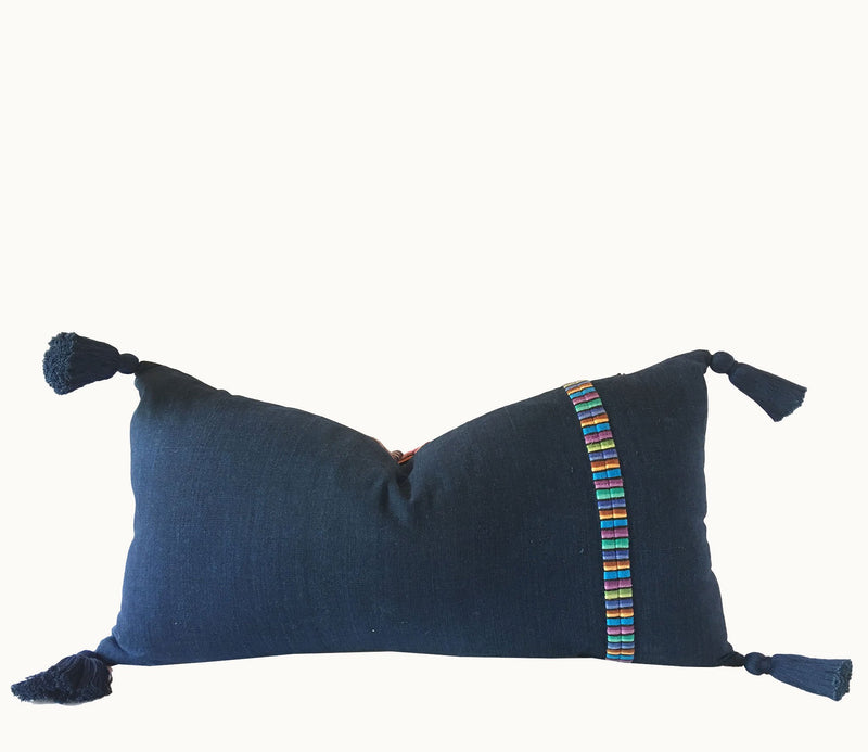 Guatemalan textiles, ikat pillow - Lamour Artisans