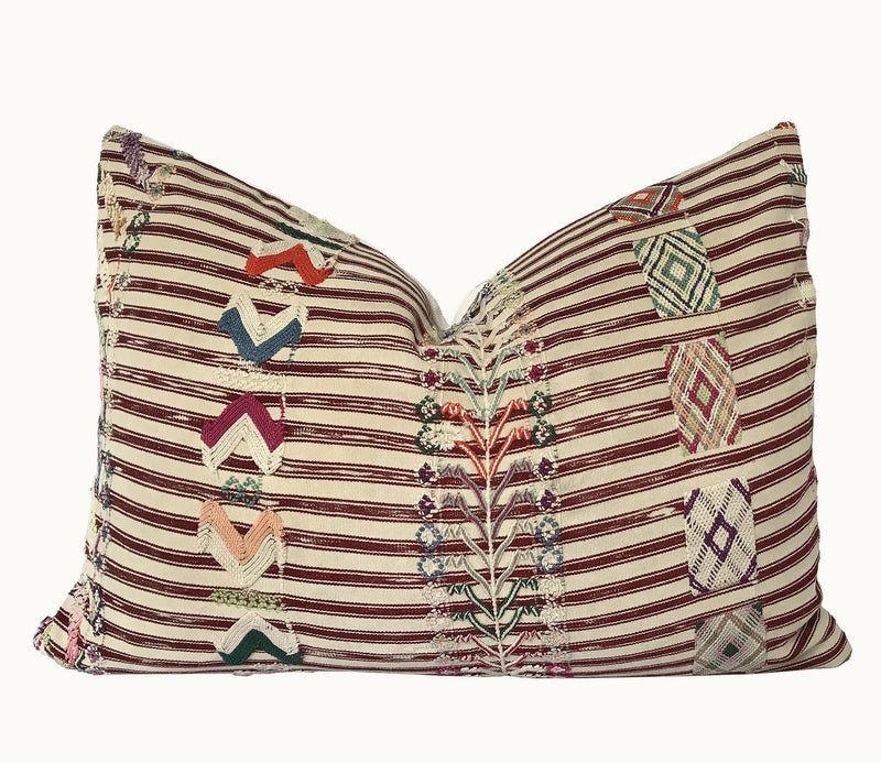 Guatemalan textiles, huipil pillow - Lamour Artisans