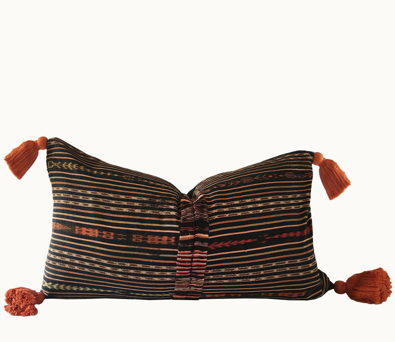 Guatemalan textiles, ikat pillow - Lamour Artisans